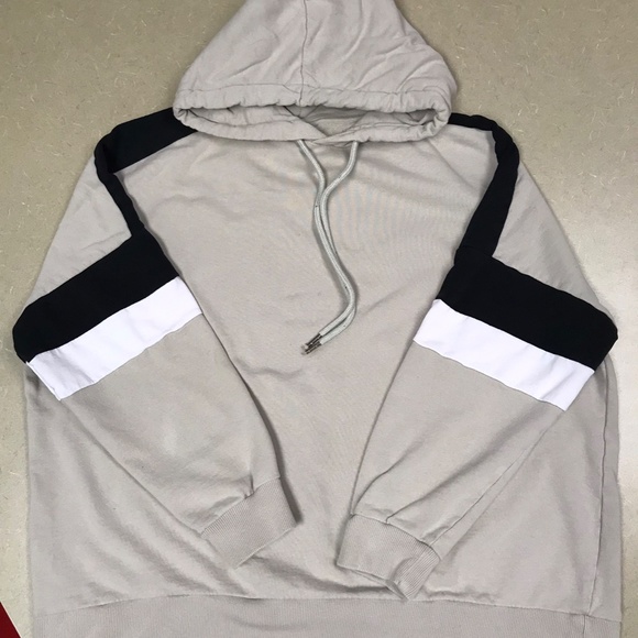 H&M Men’s Hoodie - Picture 3 of 15